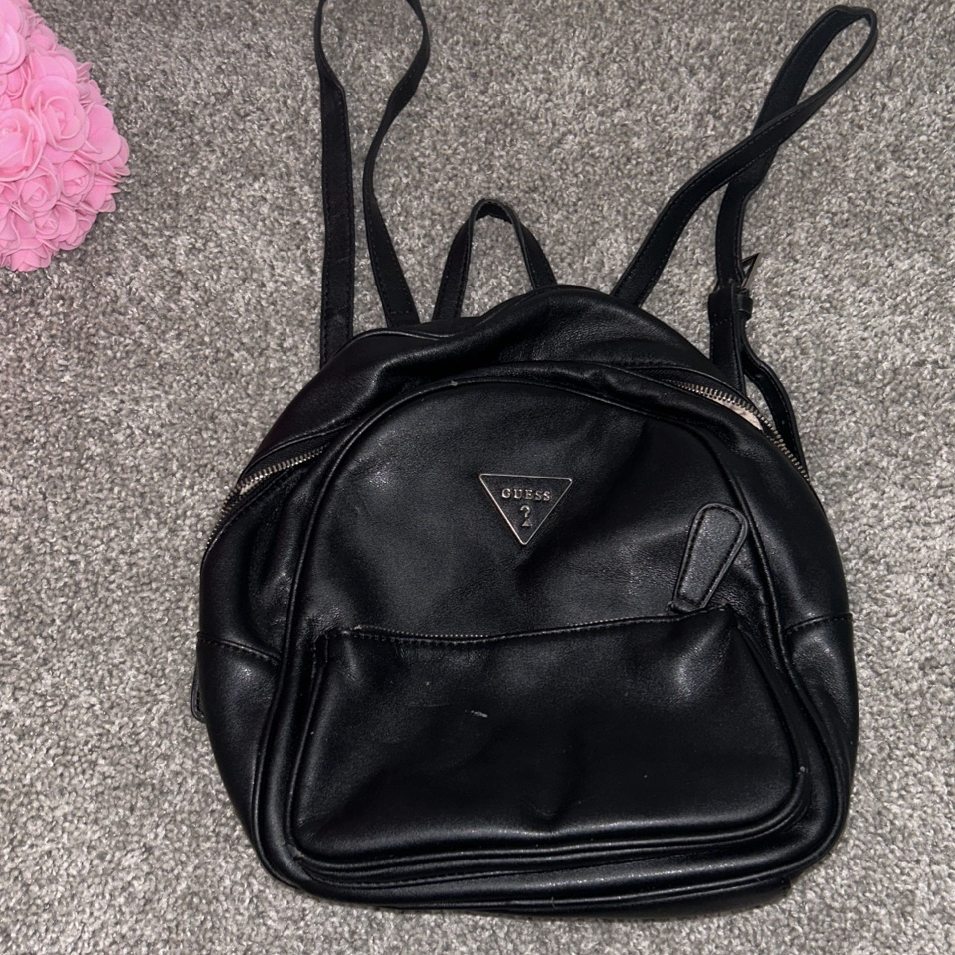 Guess Mini Backpack /black/