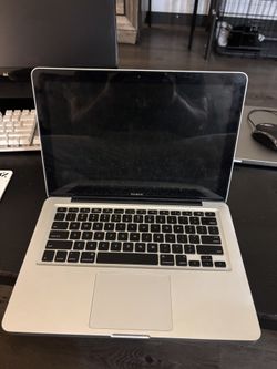 Apple MacBook Pro 13-inch March 2010 2.53GHz Intel Core 2