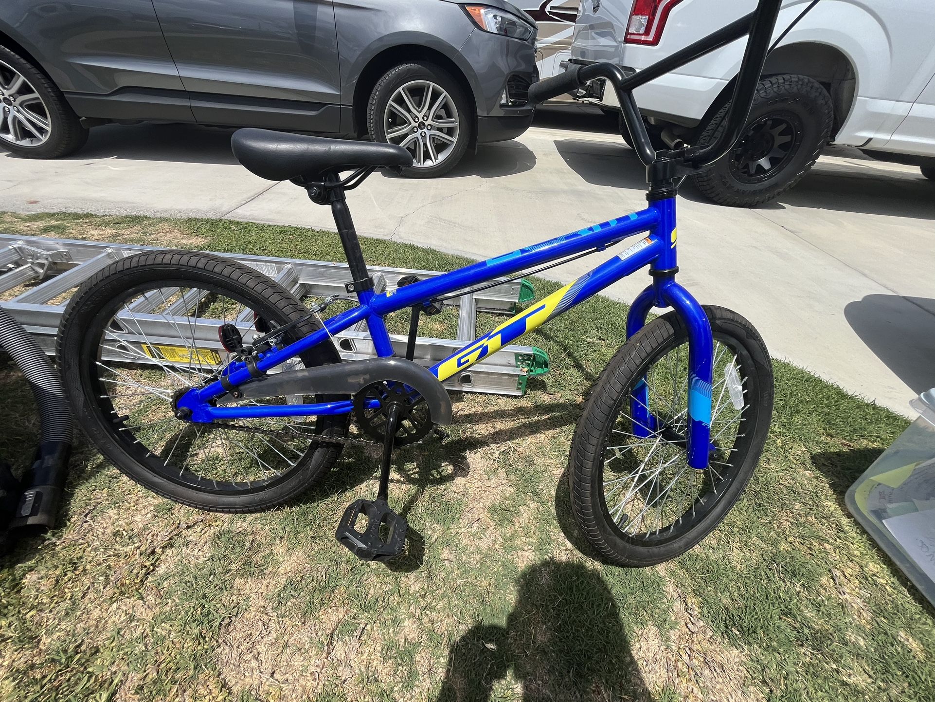 GT 18.5” Berm BMX Bike