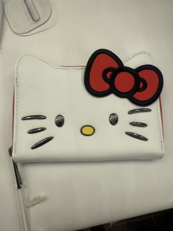 Hello Kitty Wallet Loungefly