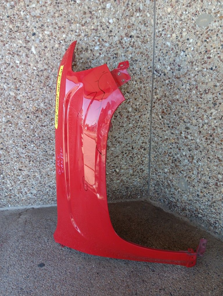 2015-20 Chevy Canyon Right Fender