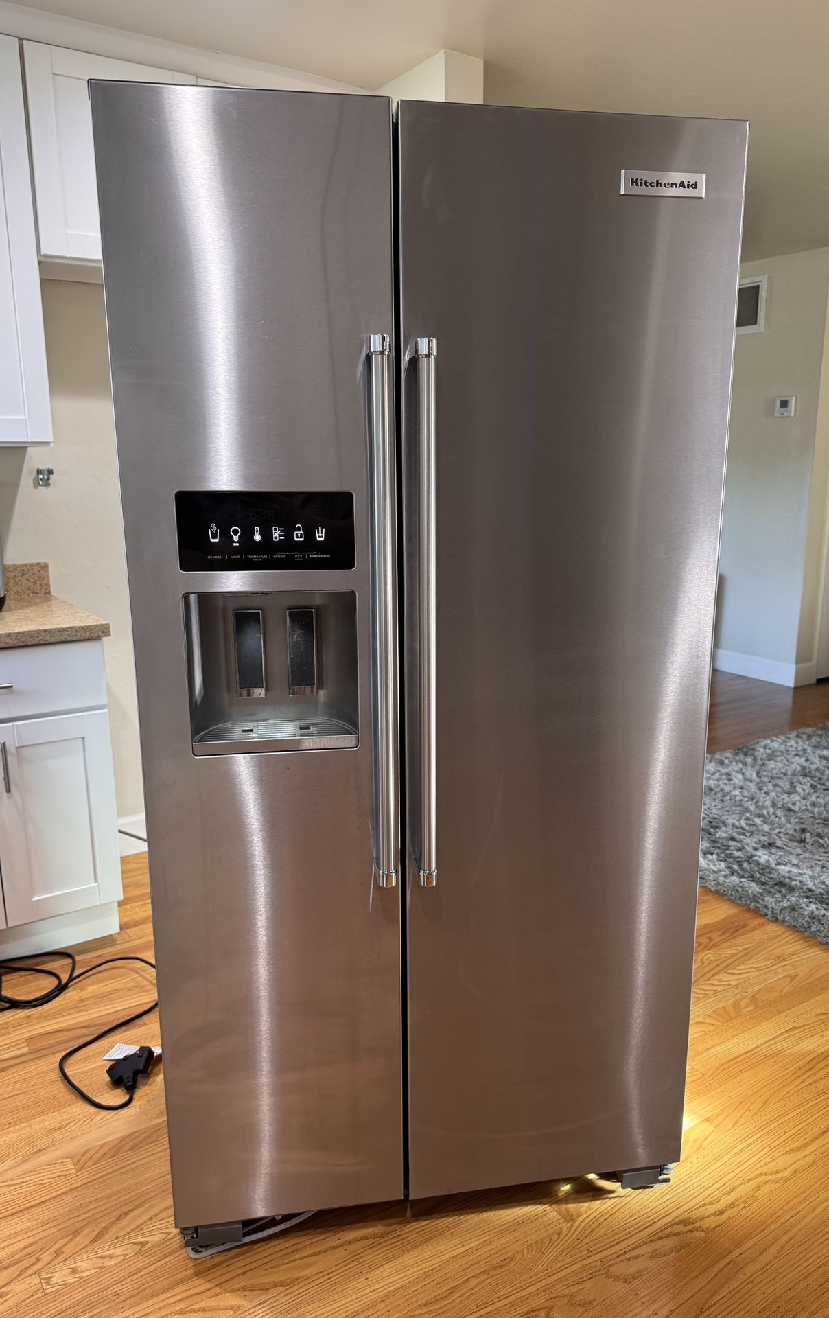 KitchenAid 22.7-cu ft Side-by-Side Refrigerator with Ice Maker Monochromatic Stainless Stee