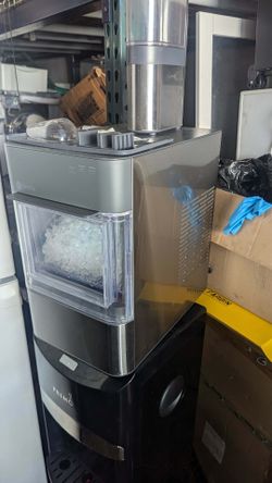 GE Profile ice maker machine