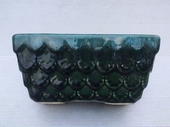 BEAUTIFUL SMALL PLANTER