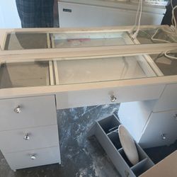 Used  Vanity