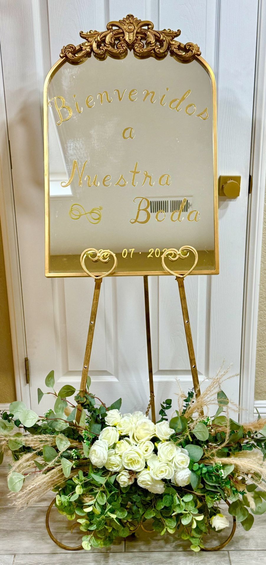 Gold Antique Mirror for Bridal Shower Wedding Birthday Home Decor