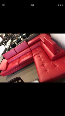 SECTIONAL BRAND NEW