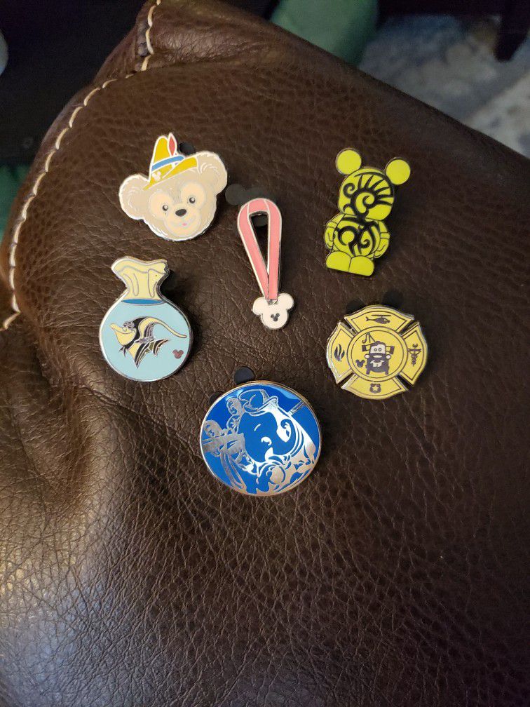 Disney collectible trading pins