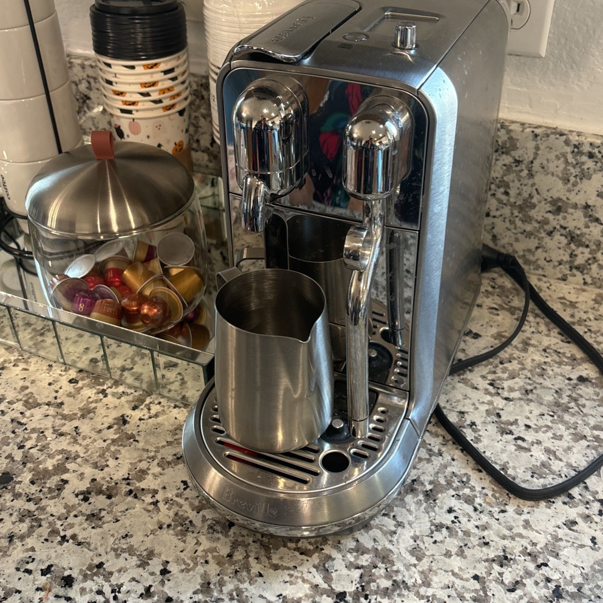 Nespresso Machine Semi New 