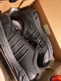 Men’s shoes