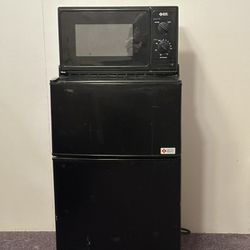 Mini Refrigerator with Microwave