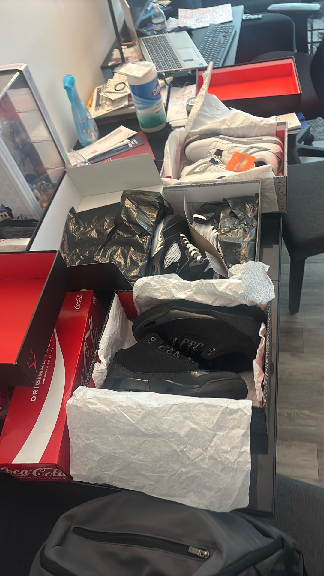 Jordan Retros 5 Black Cats /4 Cement Grey/3 Black Cats