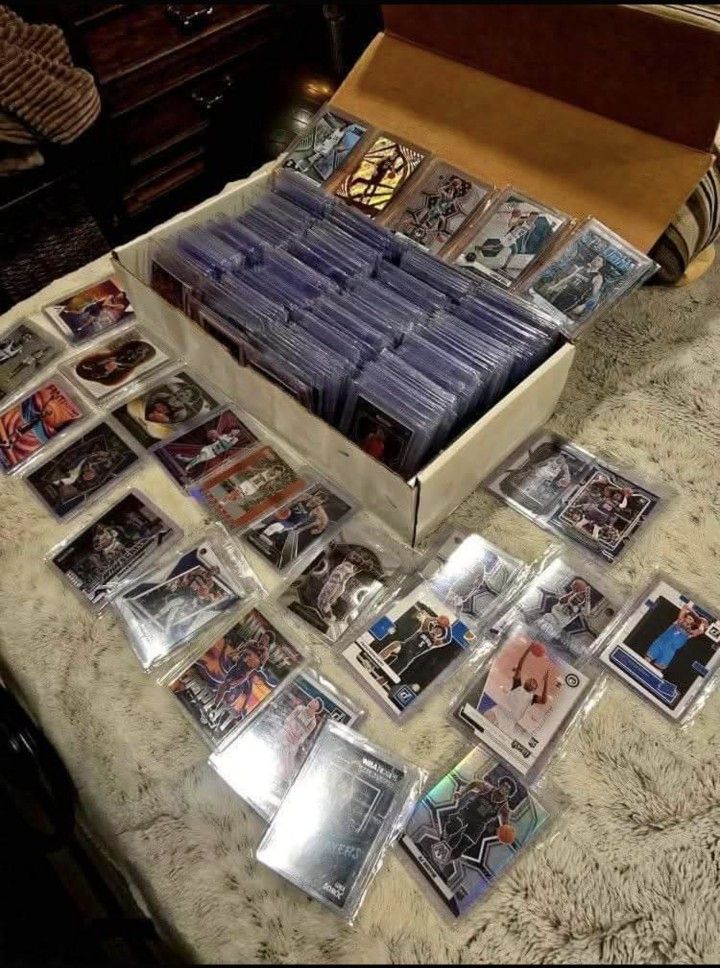 SPORTS CARDS