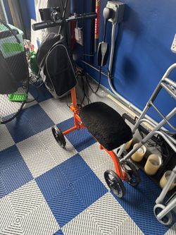 Knee Scooter 