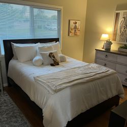 Queen Size Icomfort With Bed Frame 