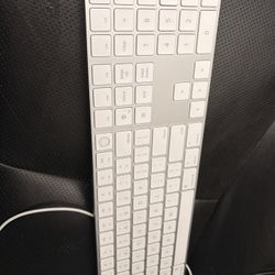 Touch ID Apple Numeric Keyboard 