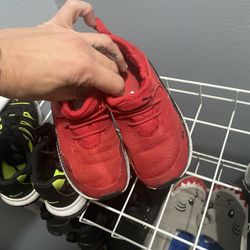 8c Puma Sneakers Laceless