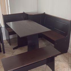 Dining Set 