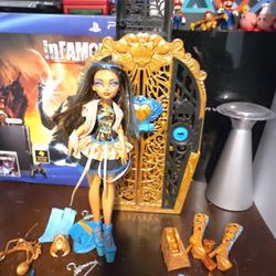 Monster High G3 Skulltimate Secrets Cleo De Nile With Case And Accessories