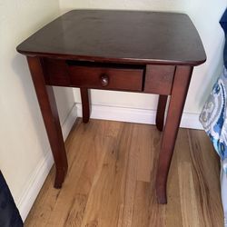 Dark Wood End Table w Drawer