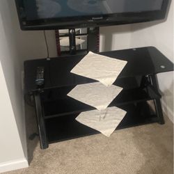 Table  DVD Used 