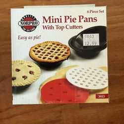 Norpro Mini Pie Pans with Top Cutters