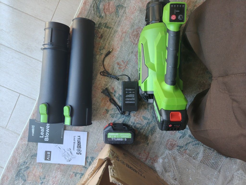 Cordless leaf blower 6-speed (brand new)