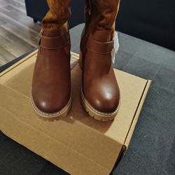 Brown Boots 