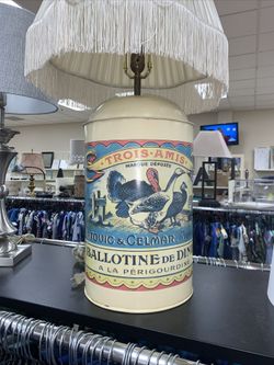Rare Vintage Tin Lamp! 