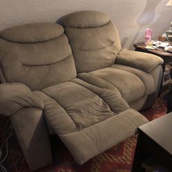 Loveseat 