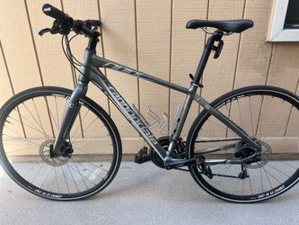 Cannondale hybrid commuter bike
