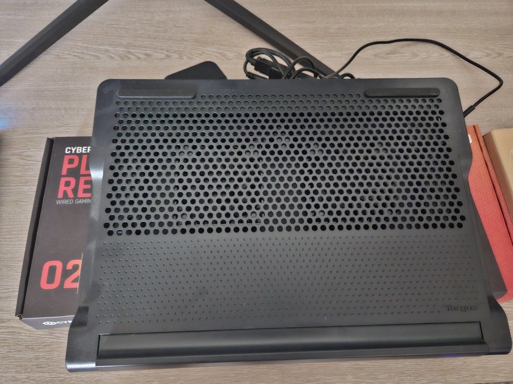 M15 R9 Alienware Gaming PC With Extra Keyboard Monitor Mouse Cooling