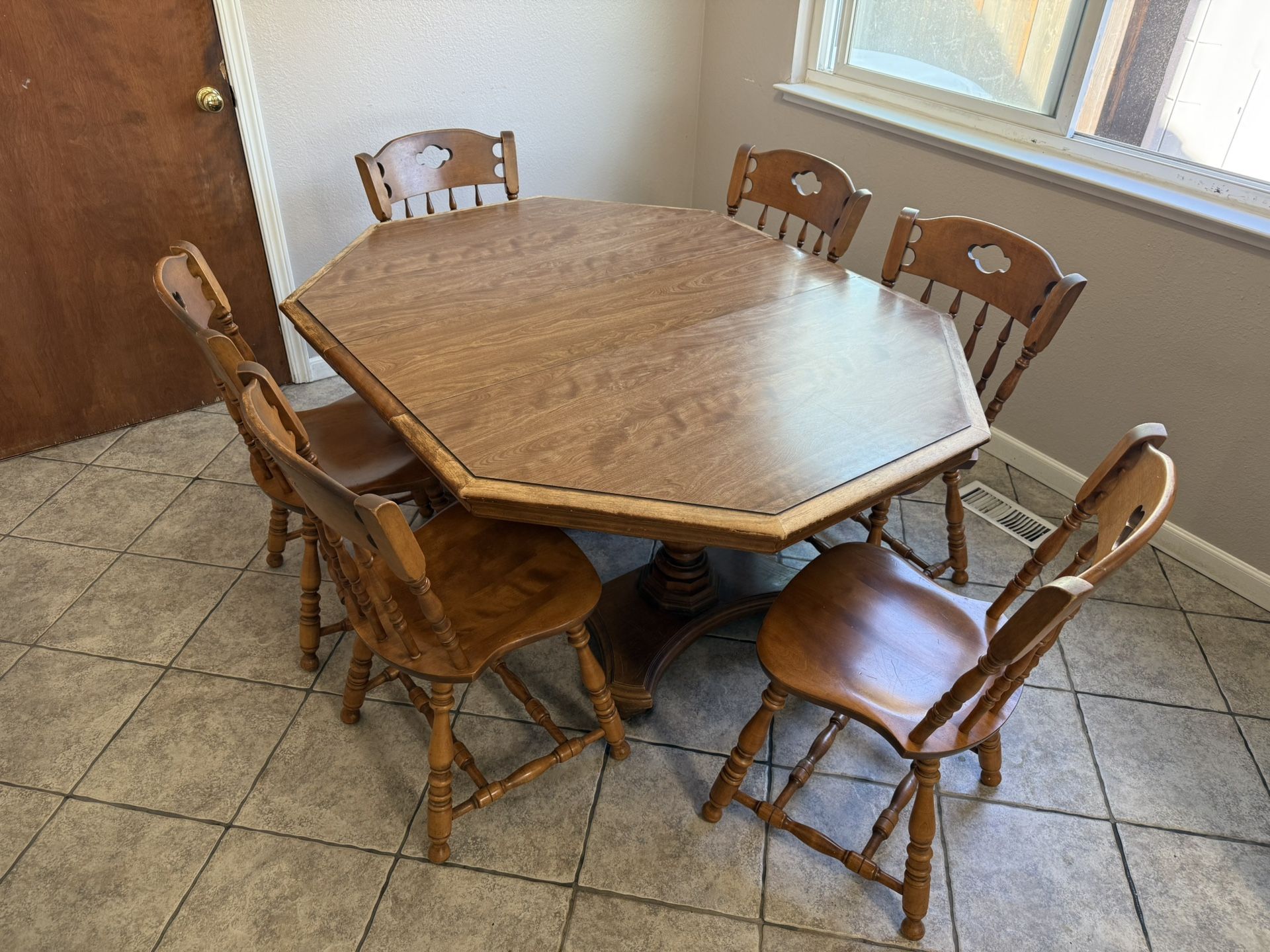 Dinning Table and chairs