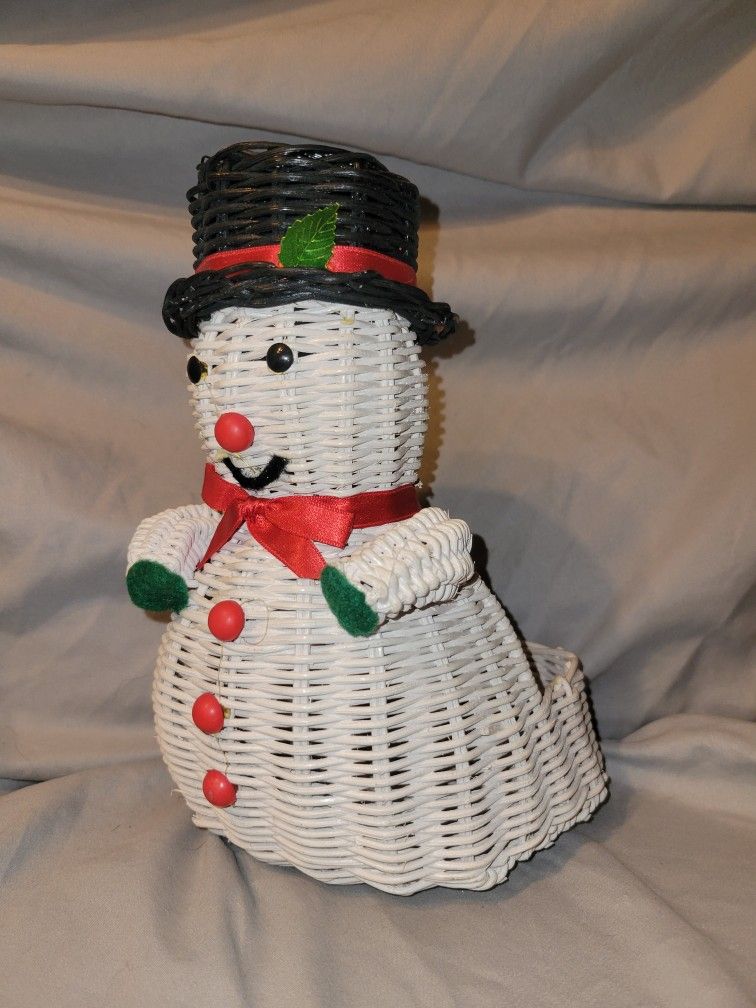 Vintage Wicker Snowman Plant Holder 8.5inches