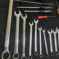 Snap On And Craftsman Tools 