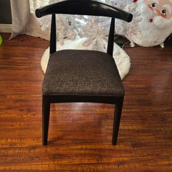 Black Mid Century Chair