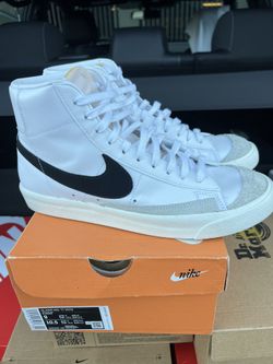 Nike Blazer Mid 77