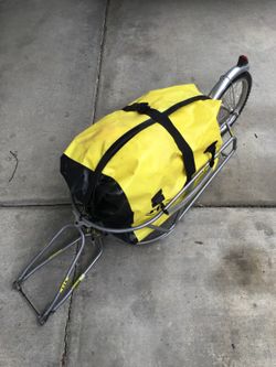 Bob yak nylock 28 plus trailer