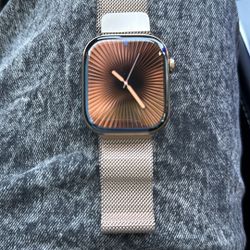 Apple Watch 10 46mm With Milanese Loop