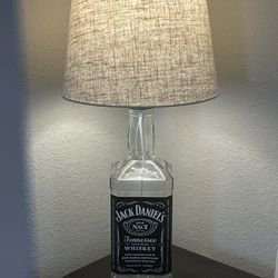 1.75 L Jack Daniel’s Lamp