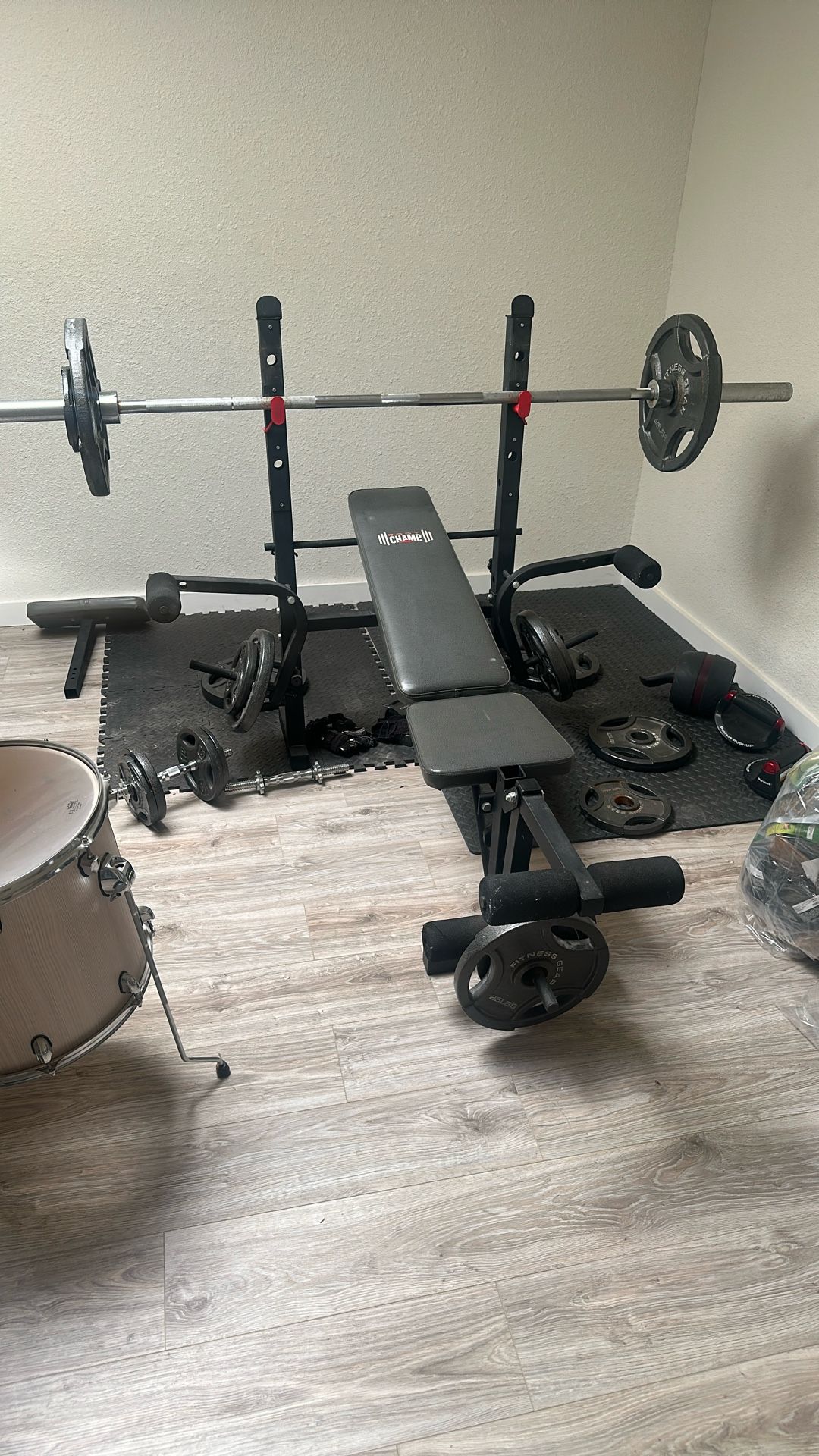 Weight Set Includes Everything And Extra Weights
