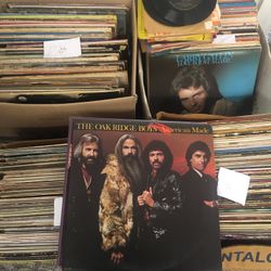 Several Albums And 78 Rpm And 45rpm