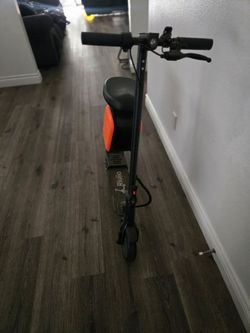 Electric scooter