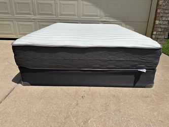 Queen Mattress And Box Spring