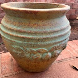 Large Clay Pottery Plant Pot NEW - Masetero NUEVO 18” tall x 16” wide Thick clay pot New  Masetas nuevas de jarro/clay pot  Makes a beautiful gift 💝