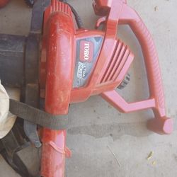 Toro Leaf Blower And Picks Up With Bag