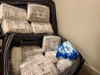 DIAPERS SIZE 0 & 1