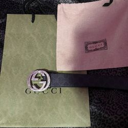 Gucci Belt 32in(Accepting valid offers)