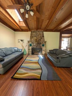 Area rug
