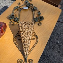 Wicker Wall Decor 